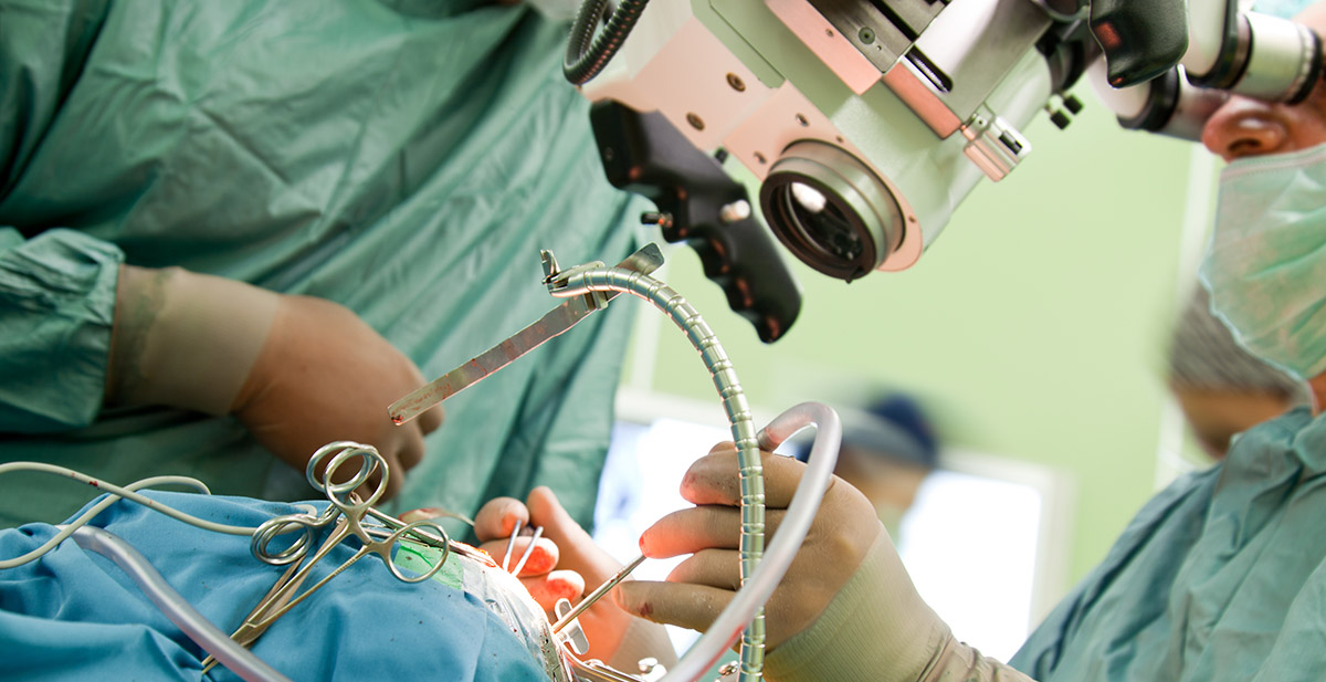 BSSNY neurosurgeons performing intracranial bypass surgery on a patient