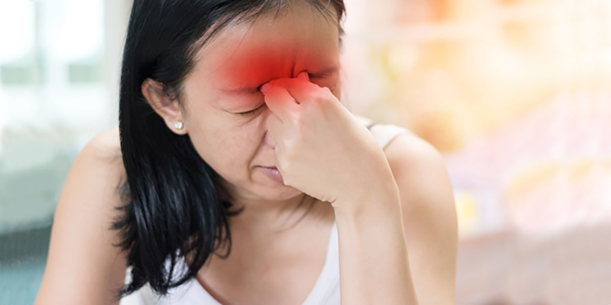 woman with cluster headaches